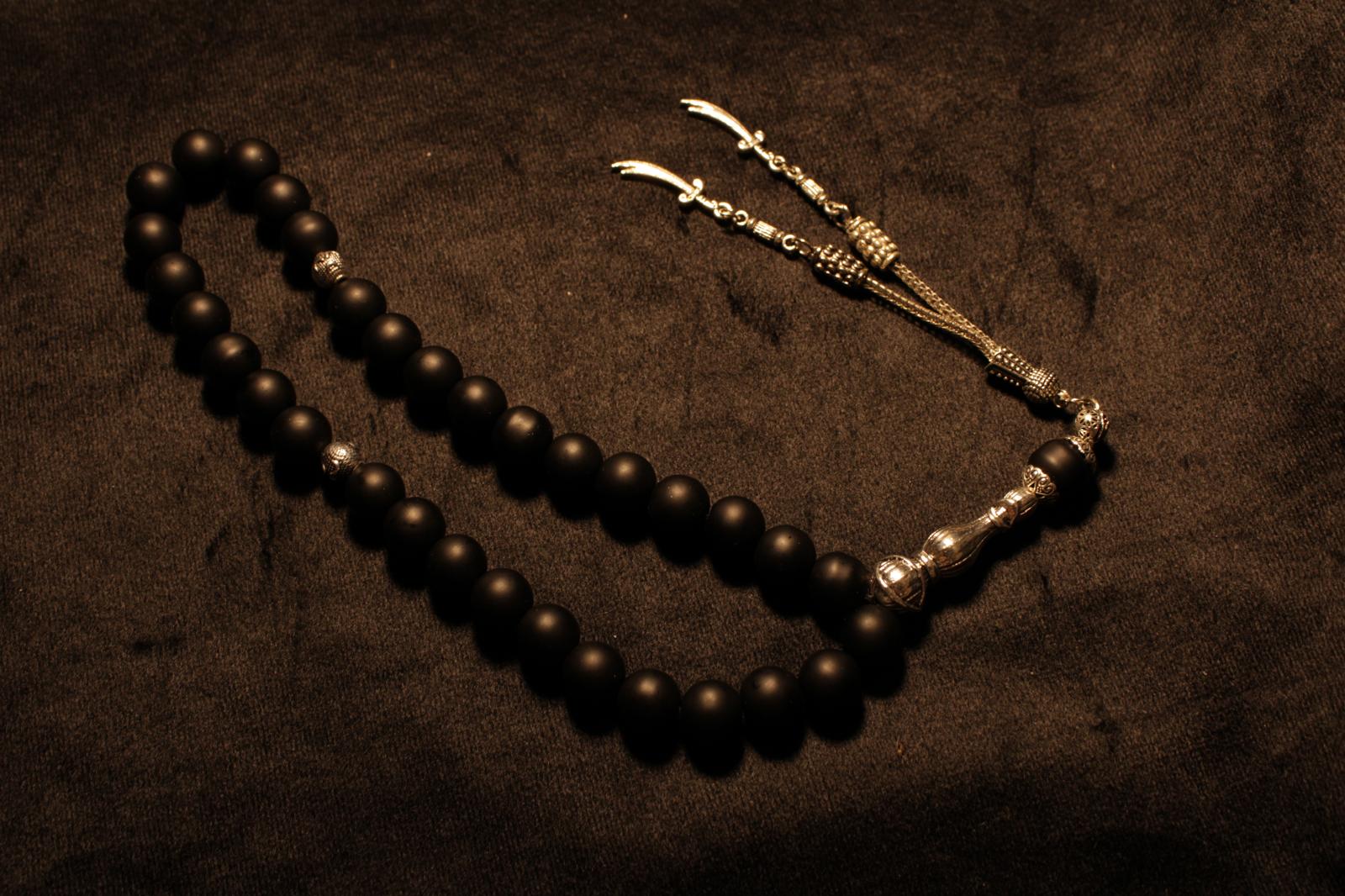 Mat Siyah Oniks Taşı 10mm Küre Kesim Tesbih