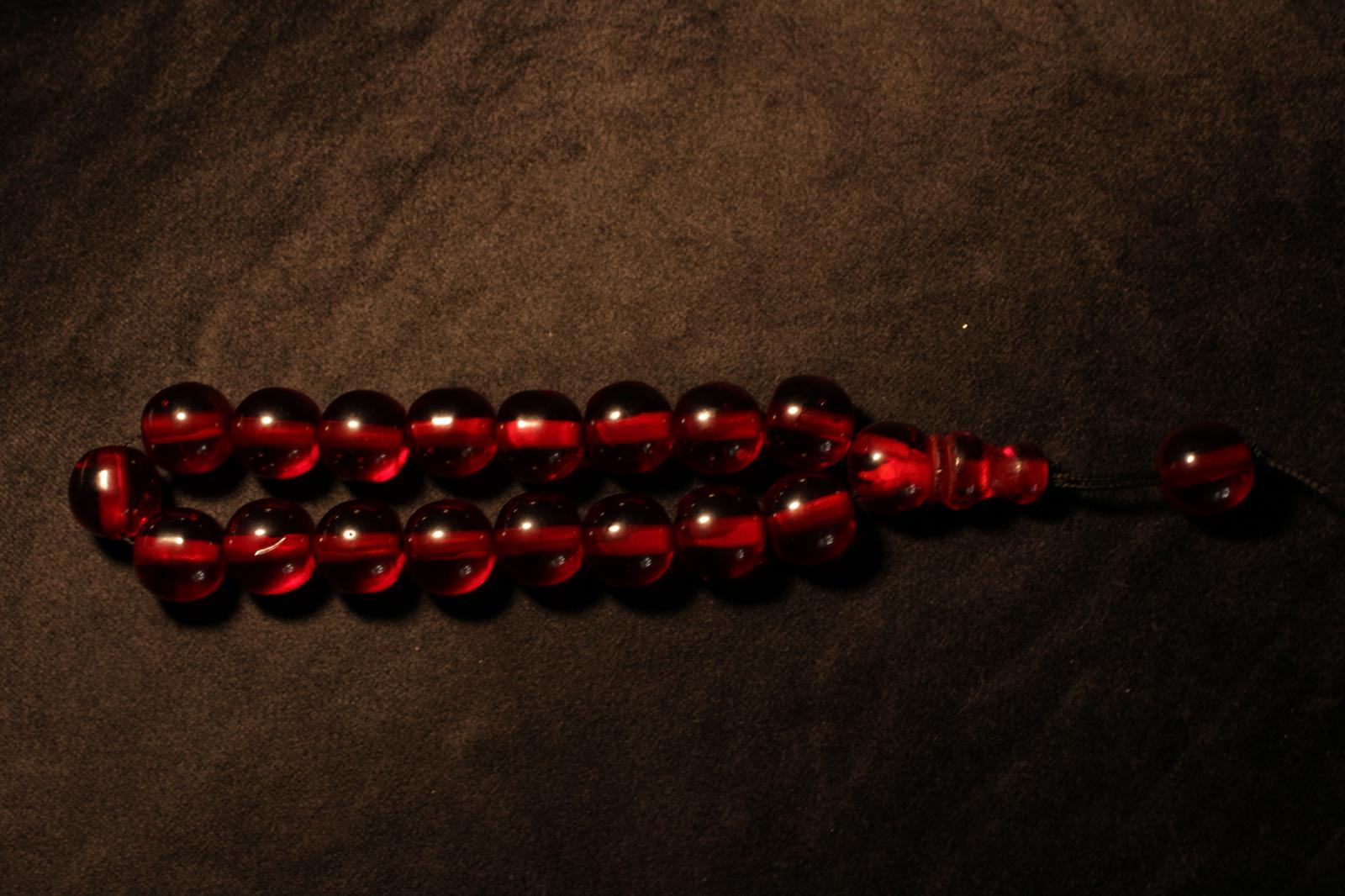Kırmızı Sıkma Kehribar 17mm Küre Kesim Efe Tesbih